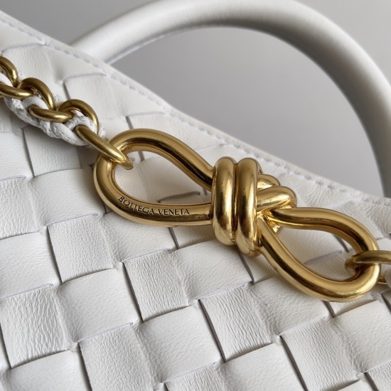Bottega Veneta Small Andiamo Chain