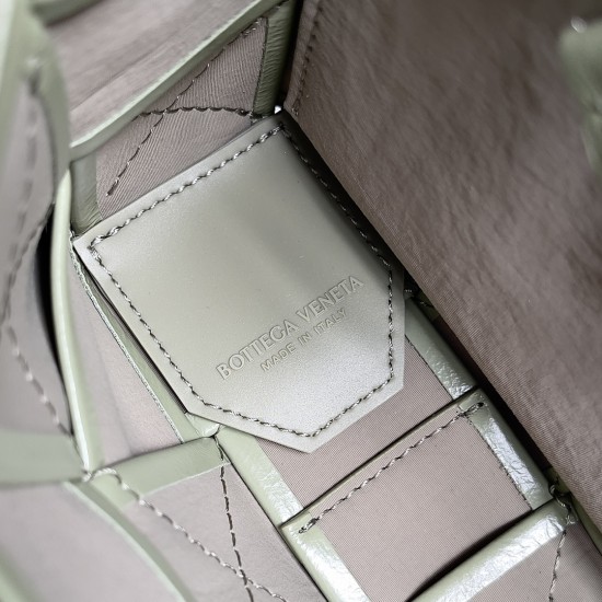 Bottega Veneta Cassette