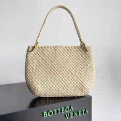 Bottega Veneta Clicker Bag 36*12*30CM Bottega Veneta Clicker Bag 36*12*30CM