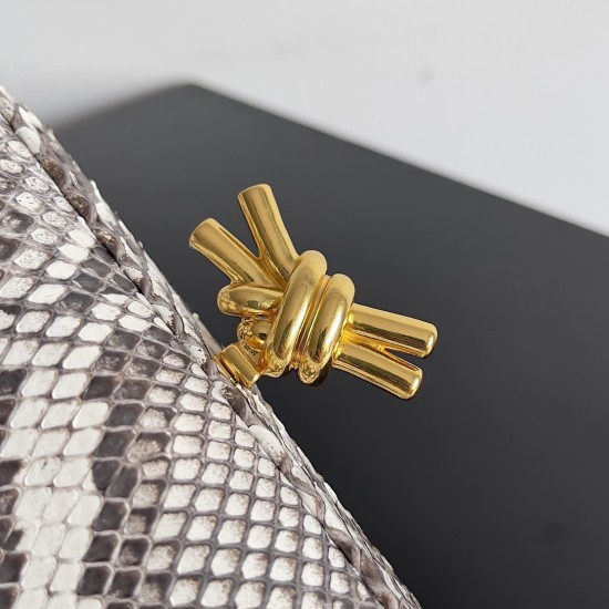 BottegaVeneta Knot