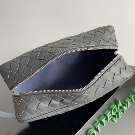 Bottega Veneta Intrecciato Travel Pouch