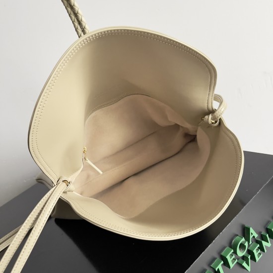 Bottega Veneta Liberta