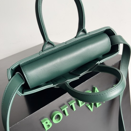 Bottega Veneta Arco Tote Bag