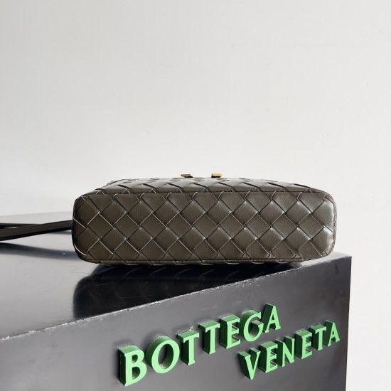 Bottega Veneta Bang Bang