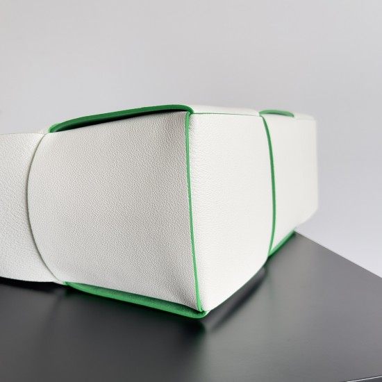 Bottega Veneta Arco Tote Bag