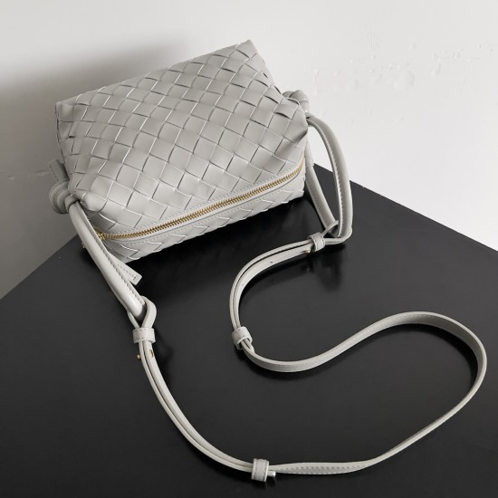 Bottega Veneta Top Handle Loop