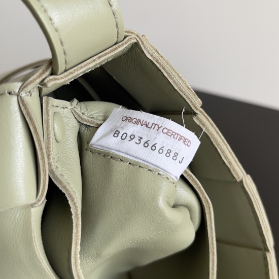 Bottega Veneta Cassette
