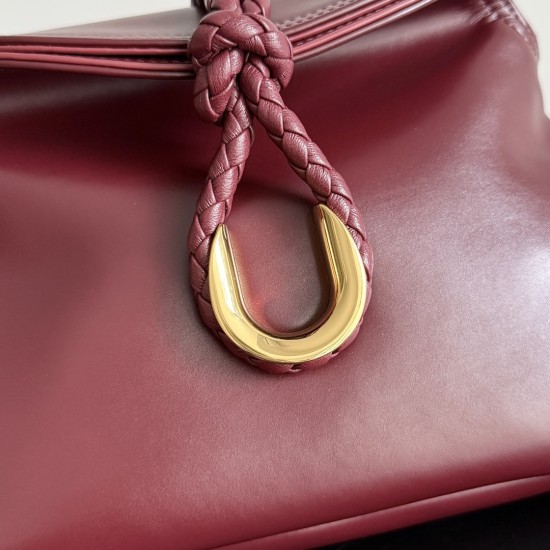 Bottega Veneta Baby Liberta