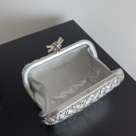 BottegaVeneta Knot Dinner bag