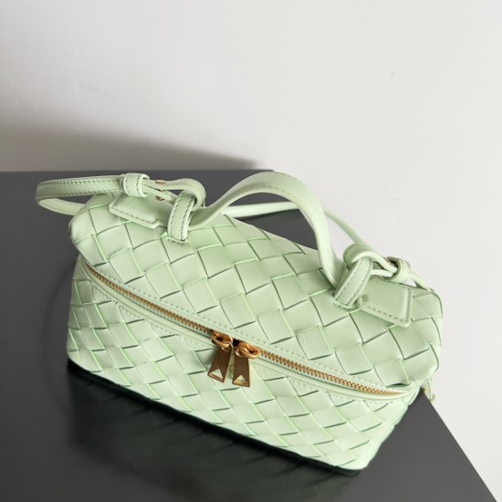 Bottega Veneta Bang Bang