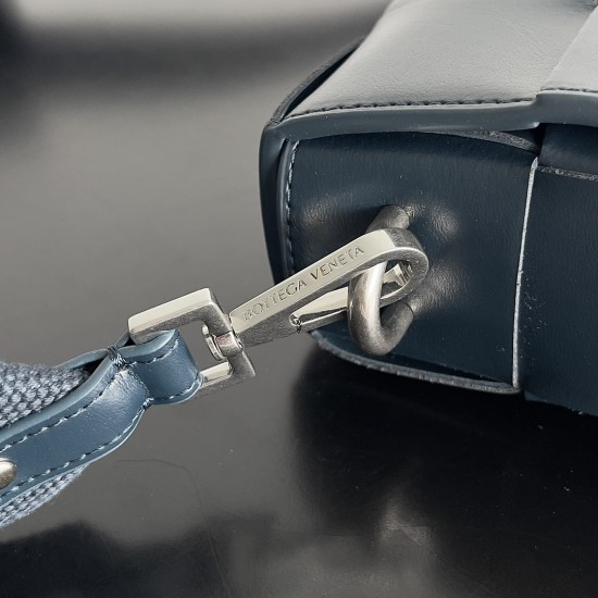 Bottega Veneta Cassette