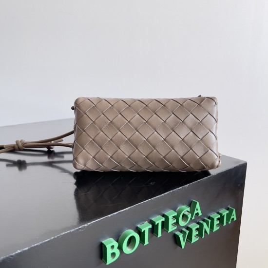 Bottega Veneta Concert Pouch