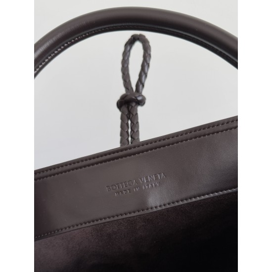 Bottega Veneta Liberta Bucket