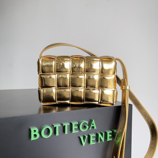 Bottega Veneta Cassette Bottega Veneta Cassette