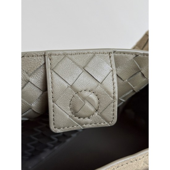 Bottega Veneta Large Parachute