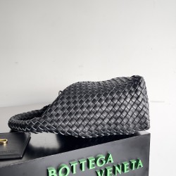 Bottega Veneta Cabat Bucket Bottega Veneta Cabat Bucket