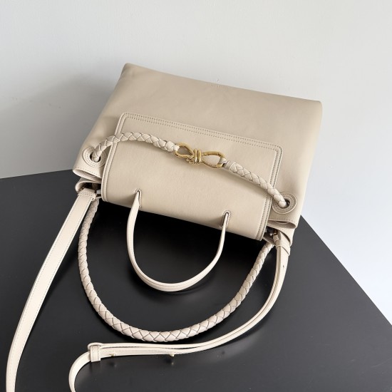 Bottega Veneta Medium Ciao Ciao