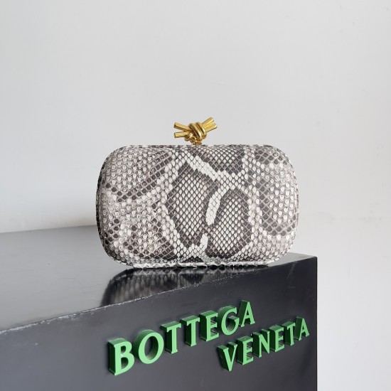 BottegaVeneta Knot