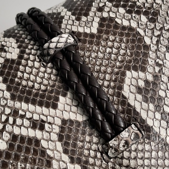 Bottega Veneta Liberta