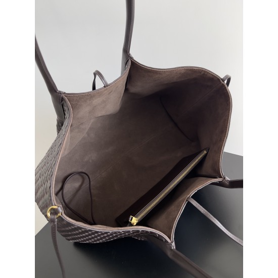 Bottega Veneta Pinacoteca