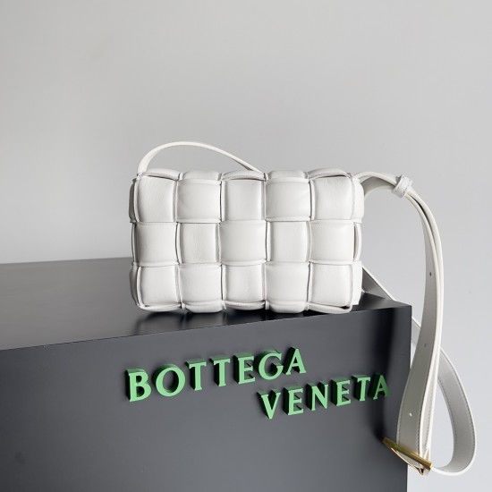 Bottega Veneta Cassette Bottega Veneta Cassette