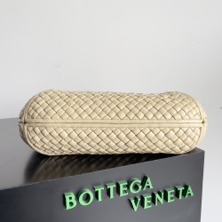 Bottega Veneta Clicker Bag 36*12*30CM Bottega Veneta Clicker Bag 36*12*30CM