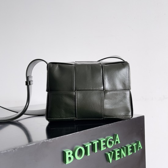 Bottega Veneta Cassette