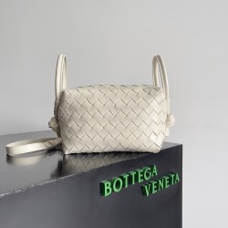 Bottega Veneta Top Handle Loop Bottega Veneta Top Handle Loop