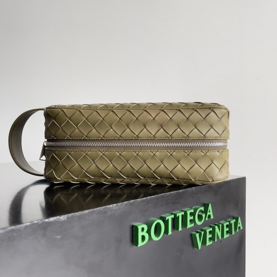 Bottega Veneta Intrecciato Travel Pouch