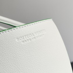 Bottega Veneta Arco Tote Bag