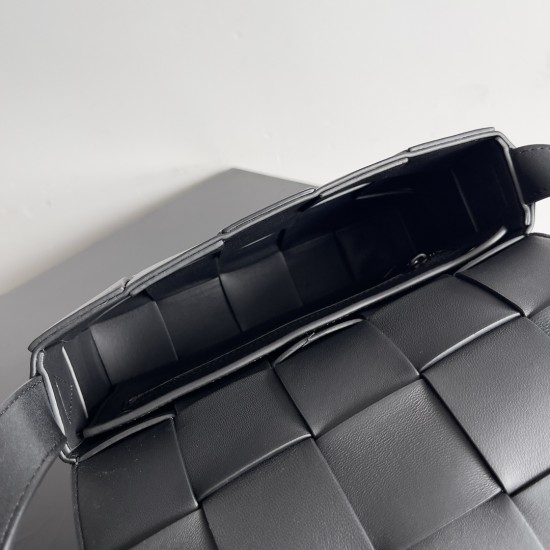 Bottega Veneta Cassette