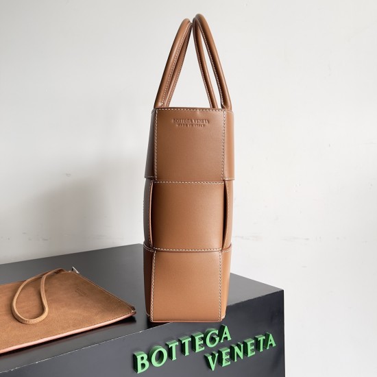 BottegaVeneta Arco Tote