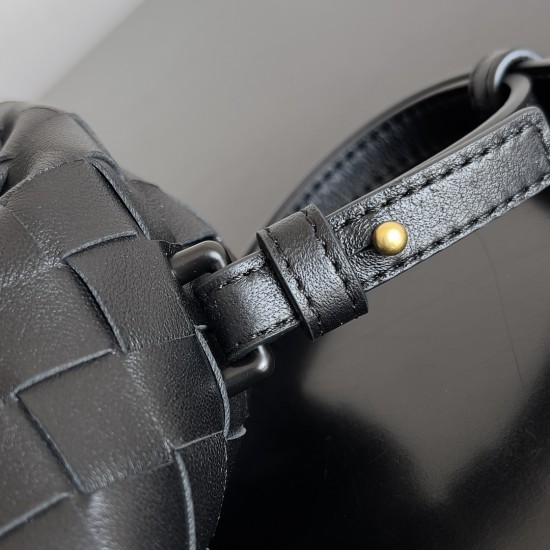 Bottega Veneta Sardine