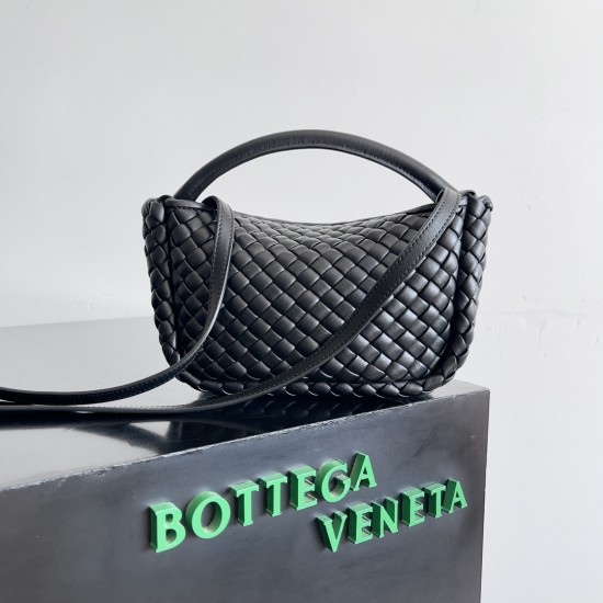 Bottega Veneta Small Cobble Top Handle