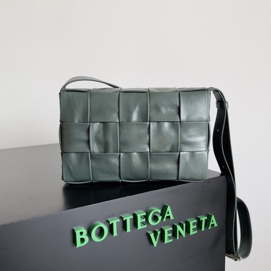Bottega Veneta Cassette