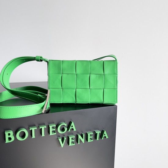 Bottega Veneta Cassette