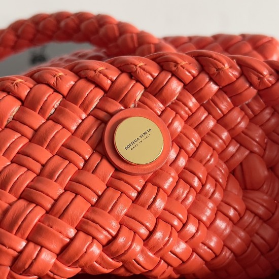 Bottega Veneta Small Tosca