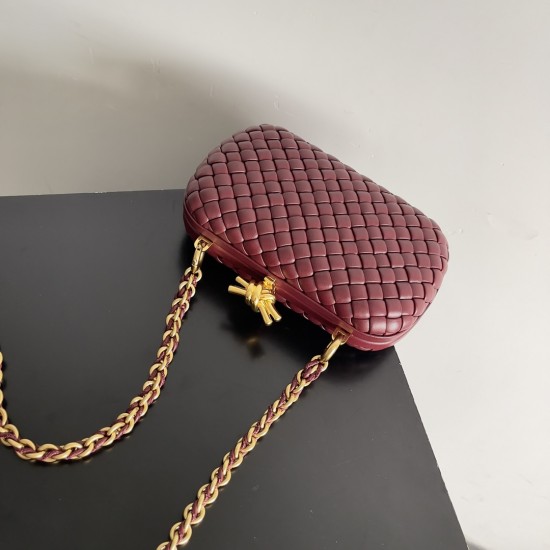 Bottega Veneta Knot Chain