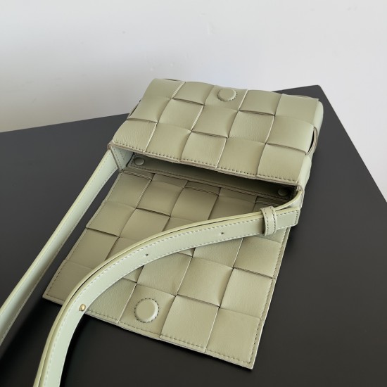 Bottega Veneta Cassette