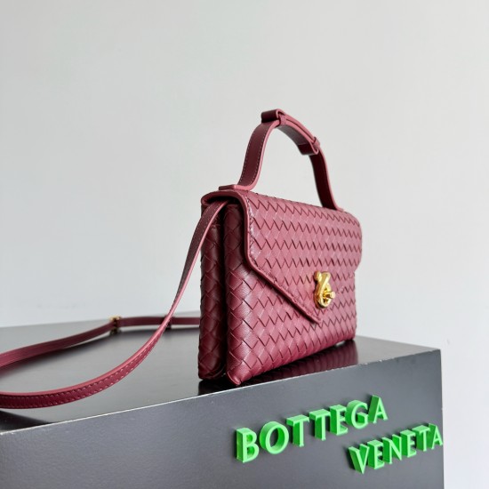 Bottega Veneta Knot Lock