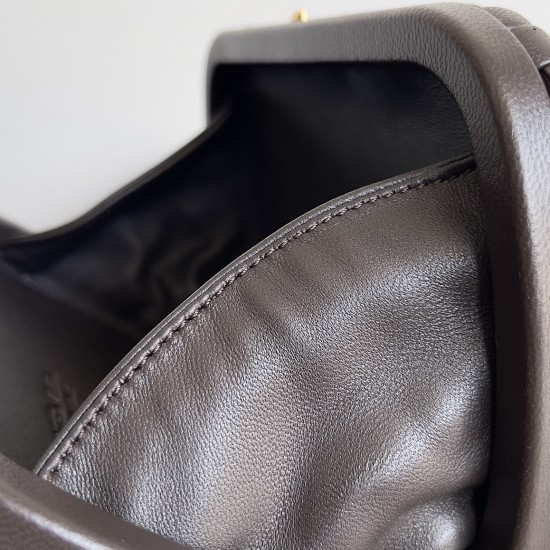 BottegaVeneta Knot Dinner bag