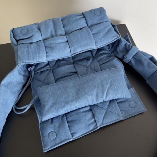 Bottega Veneta Cassette