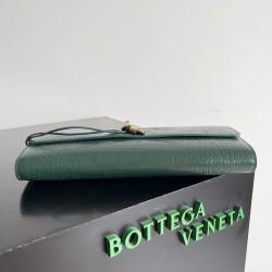 Bottega Veneta Andiamo Clutch Bottega Veneta Andiamo Clutch