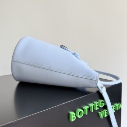 Bottega Veneta Liberta Bucket Bottega Veneta Liberta Bucket