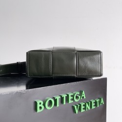 Bottega Veneta Cassette