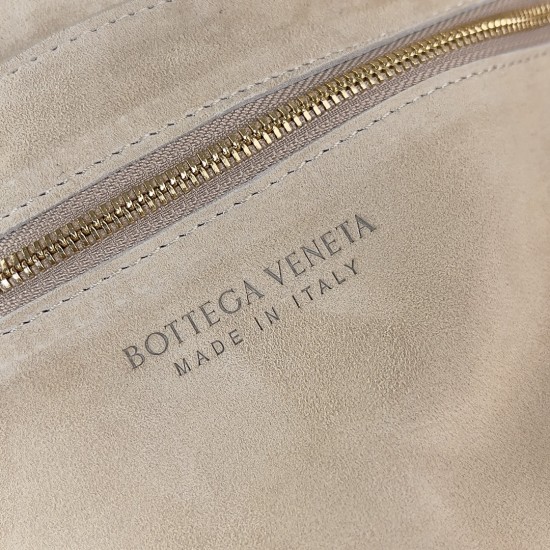 Bottega Veneta Cassette