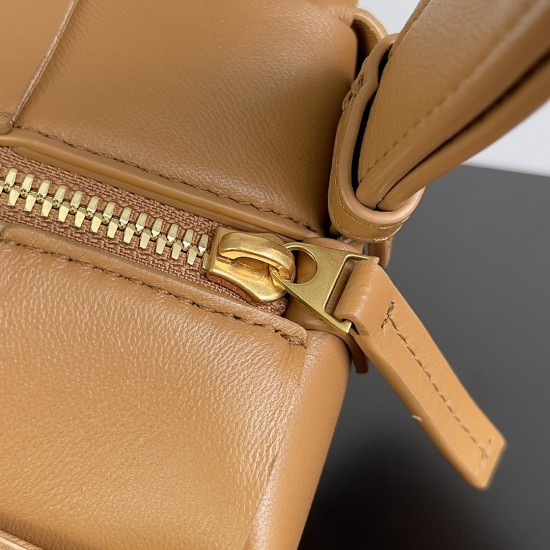 Bottega Veneta Cassette