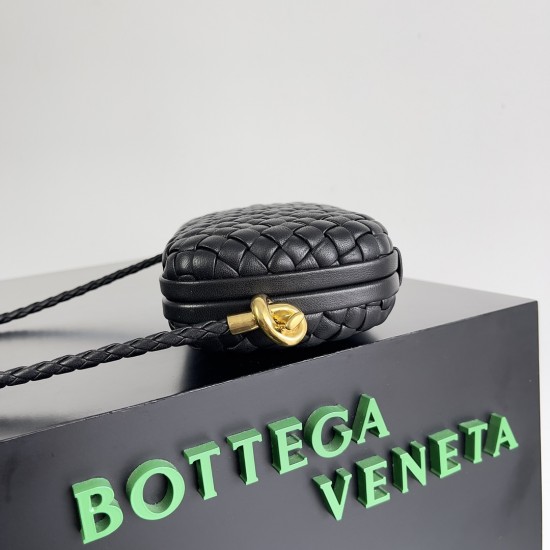 BottegaVeneta Knot On Strap Dinner Package Size: 20.5*6*12.5CM