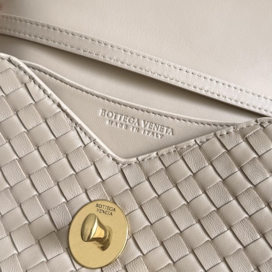 Bottega Veneta Knot Lock
