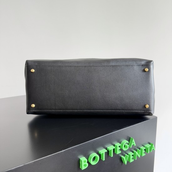 Bottega Veneta Medium Ciao Ciao